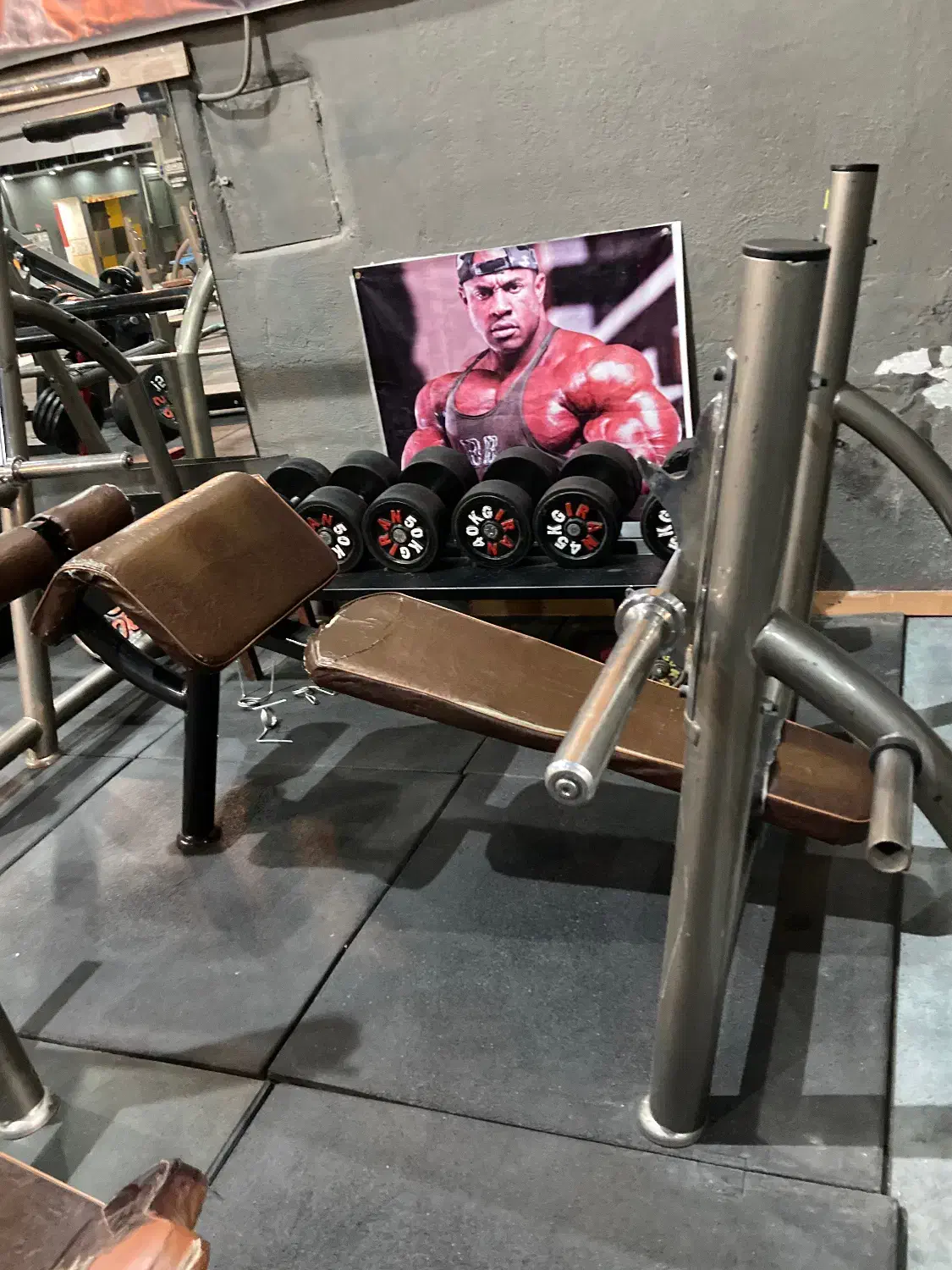 واگزاری تجهیزات کامل باشگاه بدنسازی|تجهیزات ورزشی|اصفهان, قائمیه|دیوار