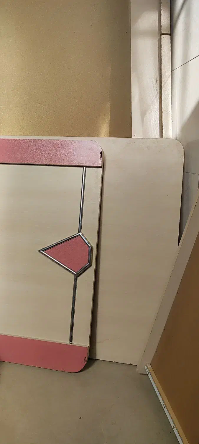 تخت نوجوان با تشک|تخت و سرویس خواب|نجف‌آباد, گلدشت|دیوار