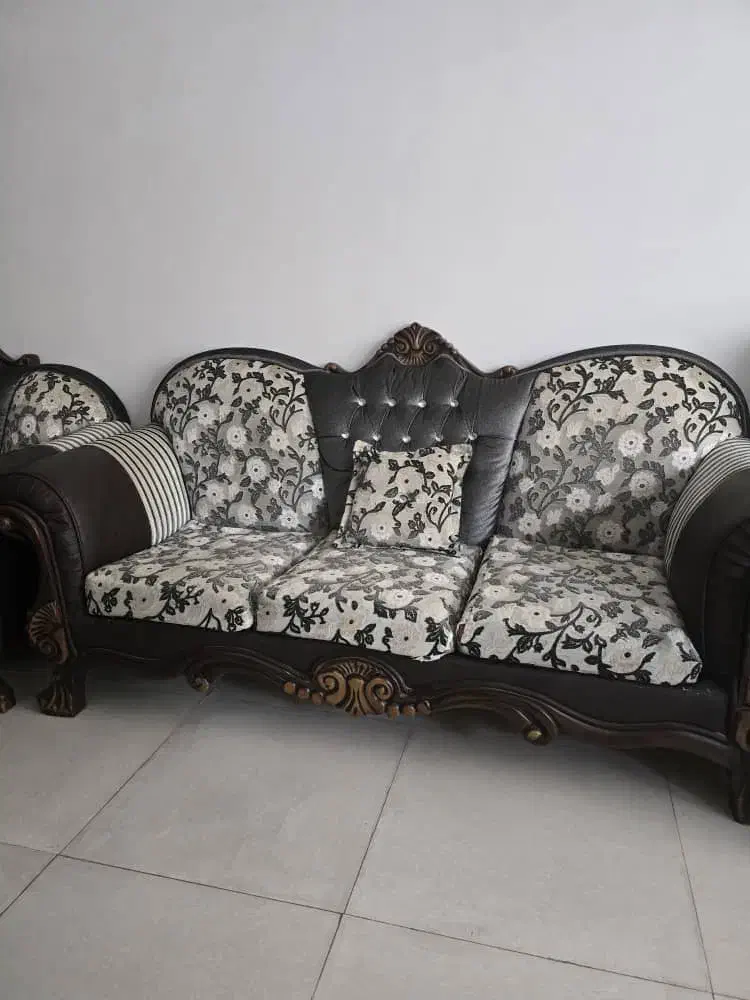 مبل 7 نفره راحتی|مبلمان خانگی و میز عسلی|گرگان, |دیوار