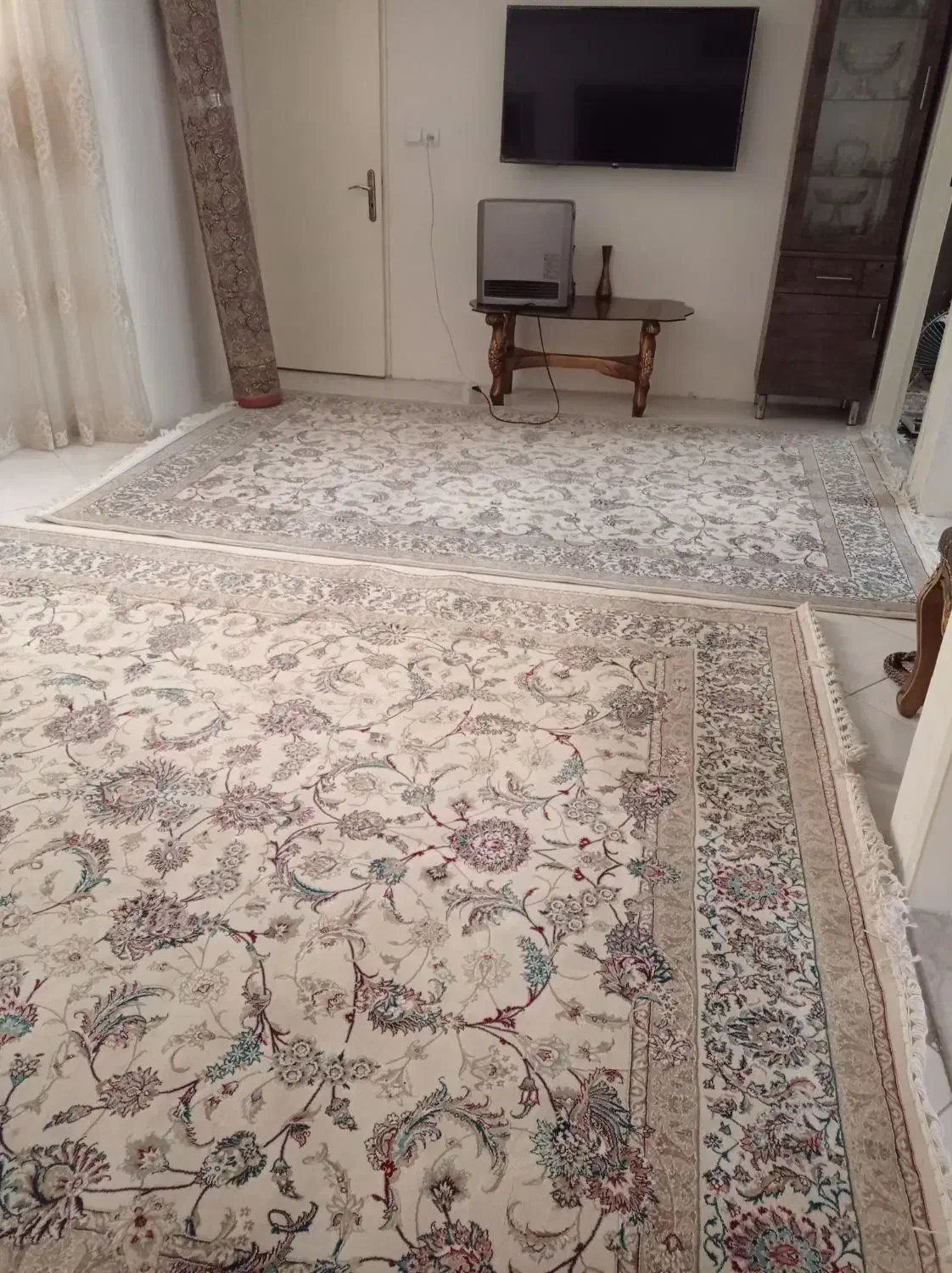 یک فرش ۹متری زمرد مشهد ۷۰۰شانه|فرش|مشهد, چهارچشمه|دیوار