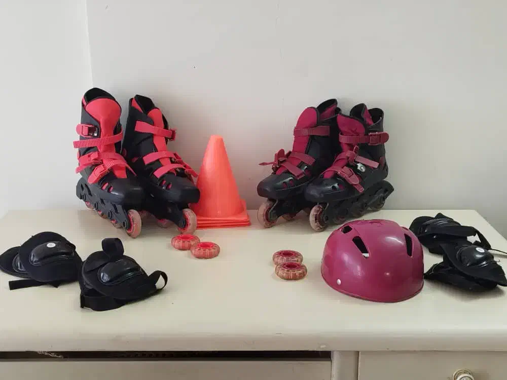 دو عدد اسکیت حرفه ای زنانه سایز  ۳۷ و ۳۹|دوچرخه، اسکیت، اسکوتر|شیراز, آبیاری|دیوار