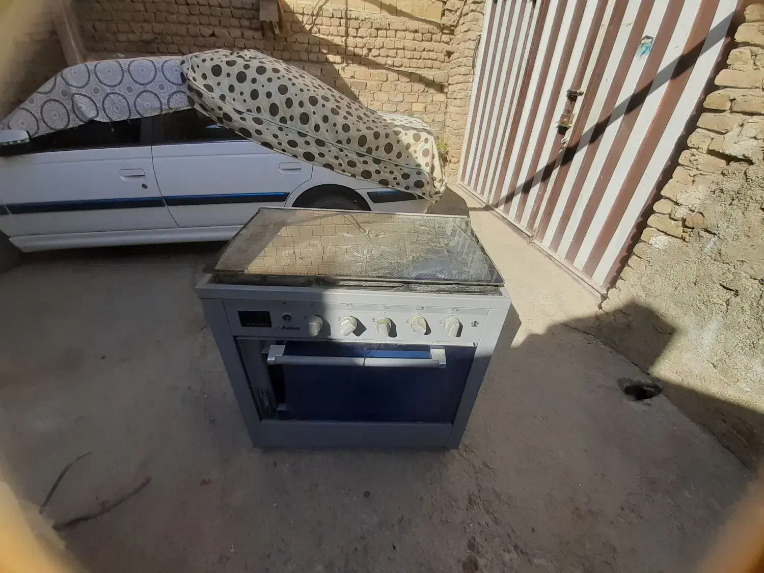 اجاق گاز ۵شعاه آرتا گاز سالم|اجاق گاز و لوازم برقی پخت‌وپز|بروجرد, |دیوار