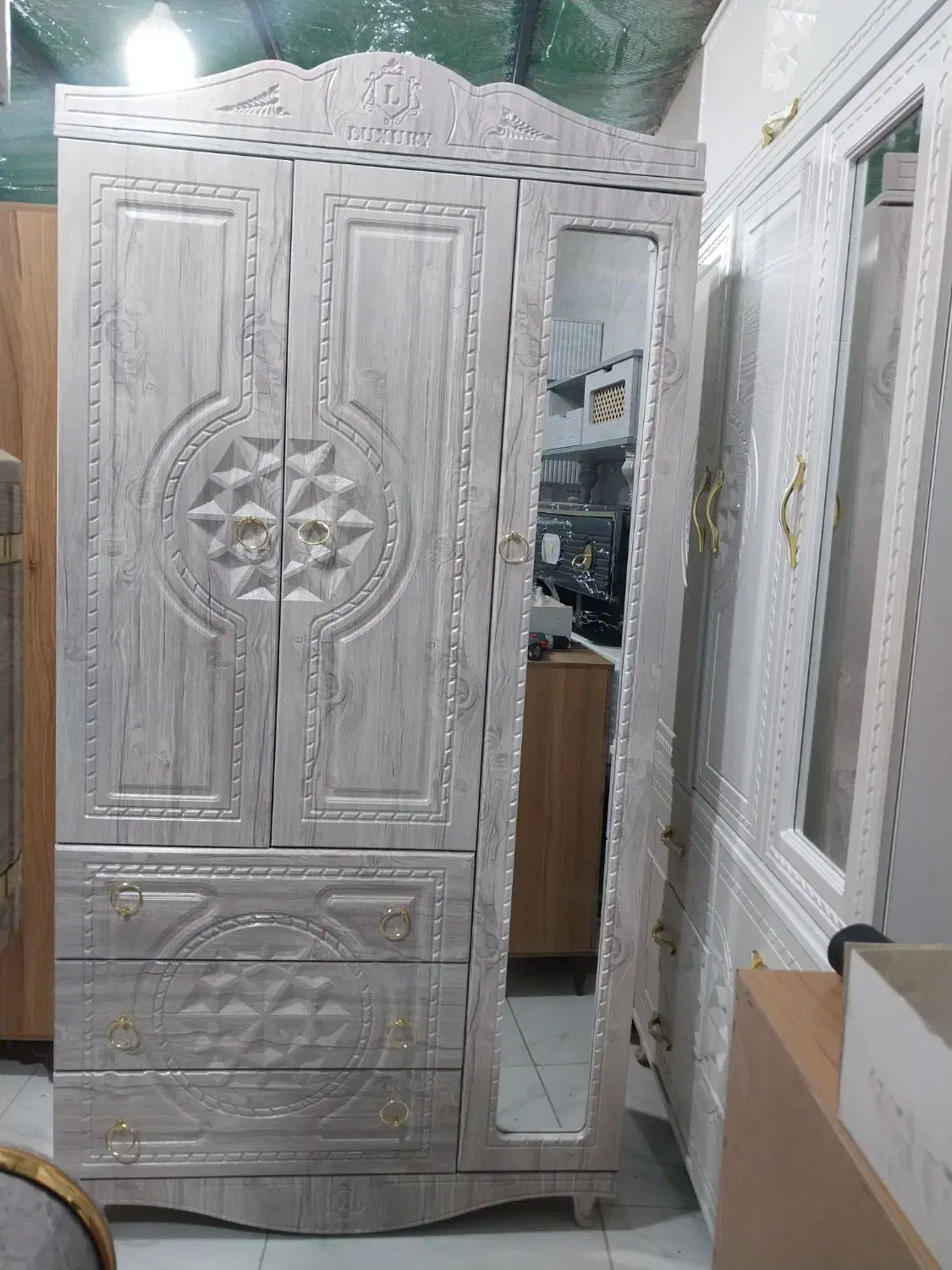 کمد|جاکفشی، کمد، دراور|نهاوند, |دیوار