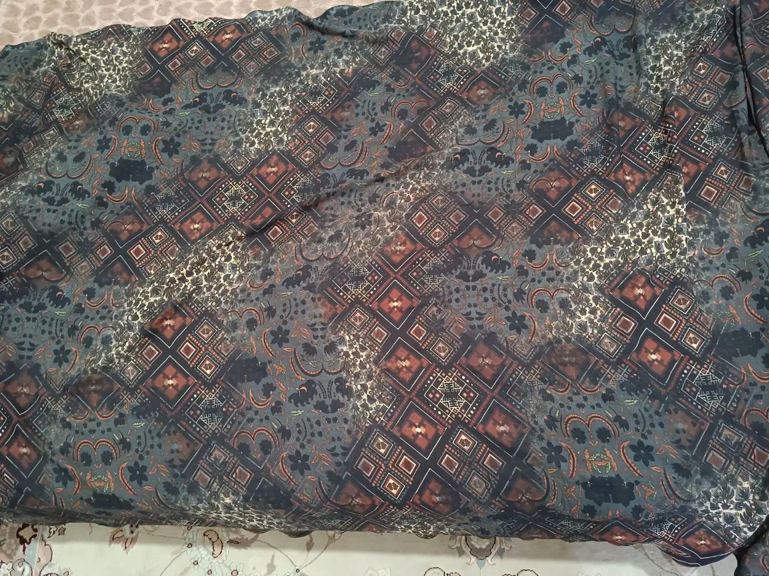 پارچه چادری نو|لباس|زنجان, |دیوار