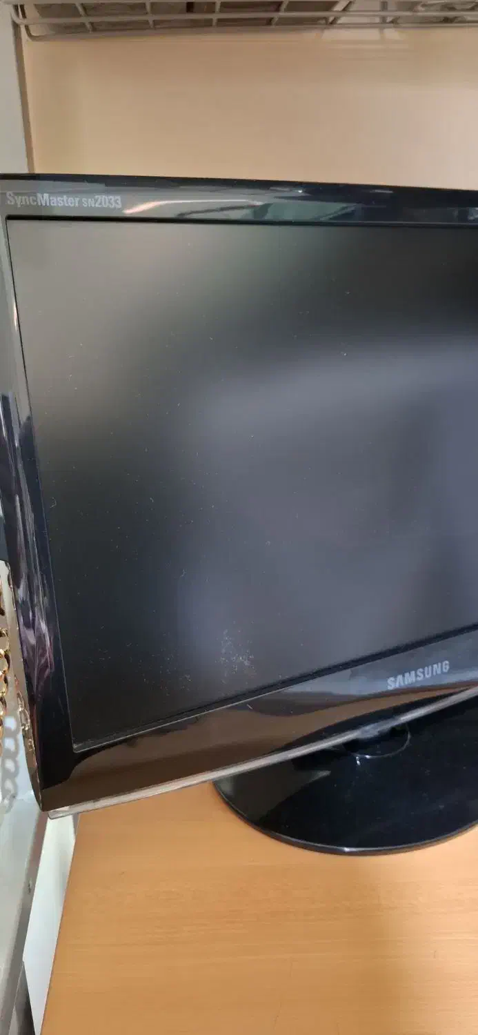 مانیتور سامسونگ در حد نو بدون هیچ خط و خش|رایانه رومیزی|رشت, امین الضرب|دیوار