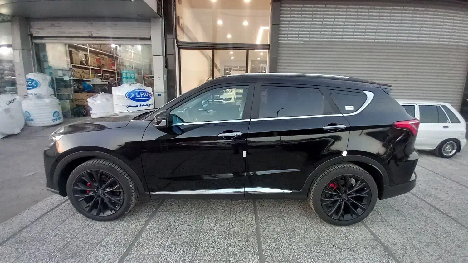 فیدلیتی ۵ نفره مشکی|خودرو سواری و وانت|بهشهر, |دیوار