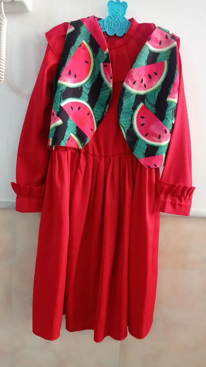 لباس دخترانه|لباس|نیشابور, بنیاد شهید|دیوار