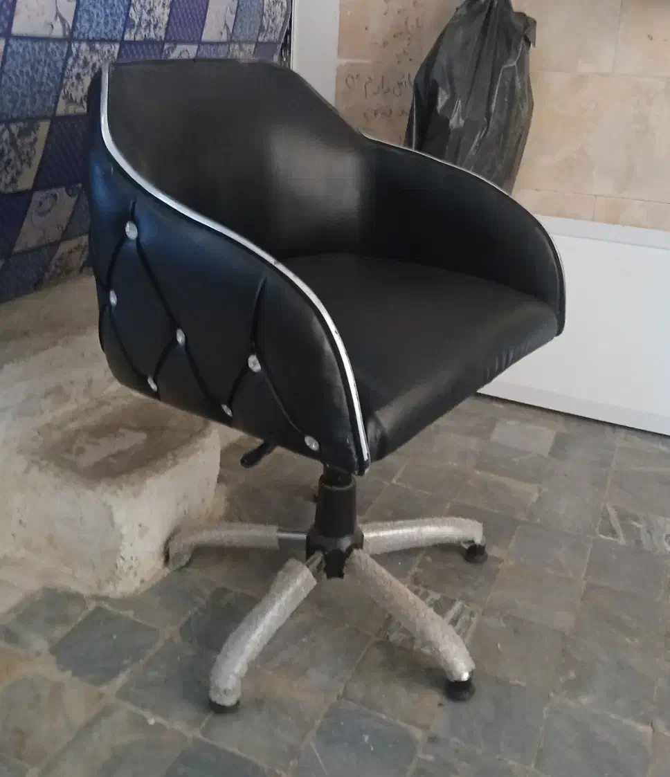 صندلی سالم|صندلی و نیمکت|پاکدشت, پاکدشت (مامازند)|دیوار