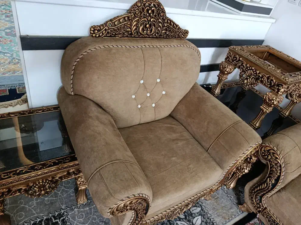 مبل سلطنتی 12نفره|مبلمان خانگی و میز عسلی|شیراز, کوشک میدان|دیوار