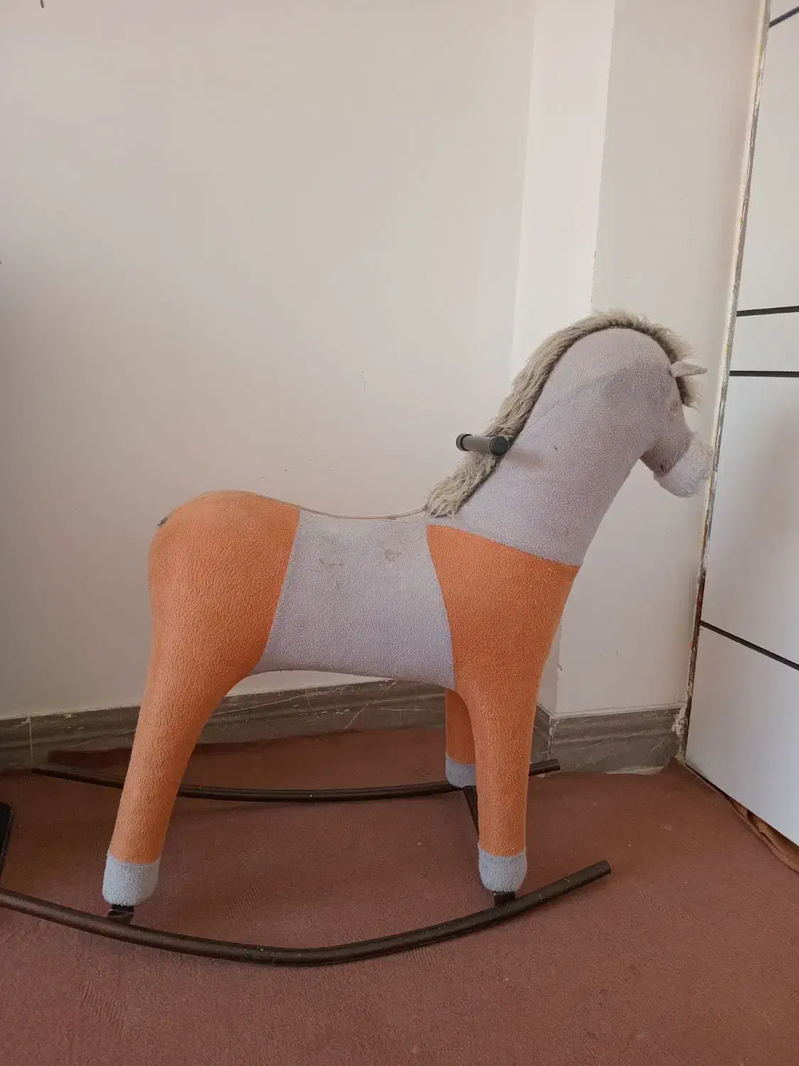 روروک و راکر اسب|اسباب‌بازی بچه|زیباشهر, |دیوار