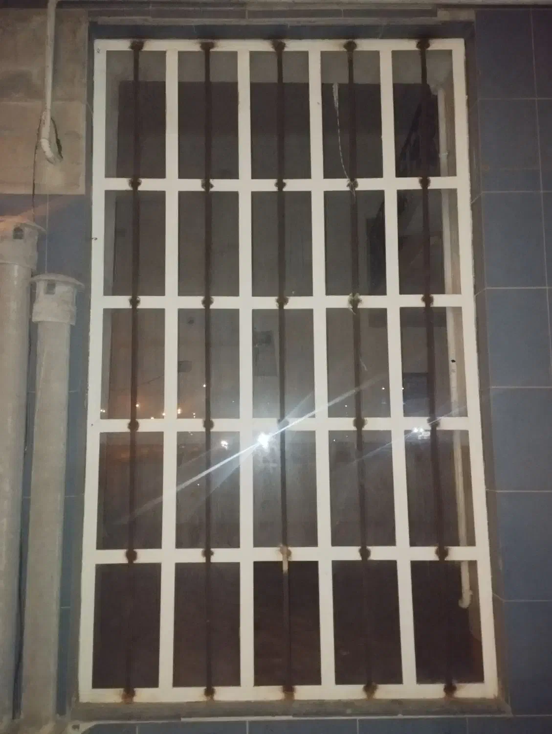 درب مغازه و پنجره ثابت|فروشگاه و مغازه|طبس, |دیوار