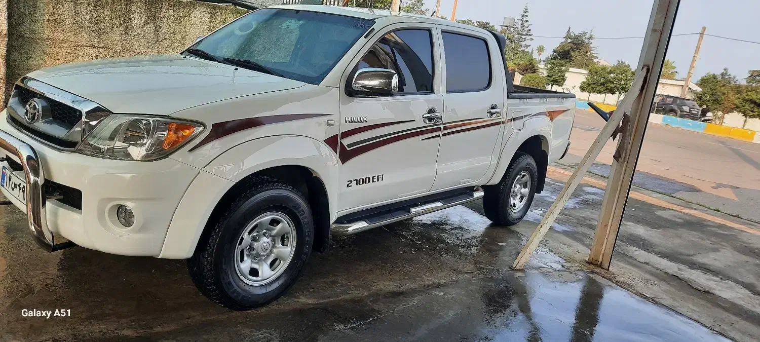 هایلوکس دوکابین|خودرو سواری و وانت|نشتارود, |دیوار