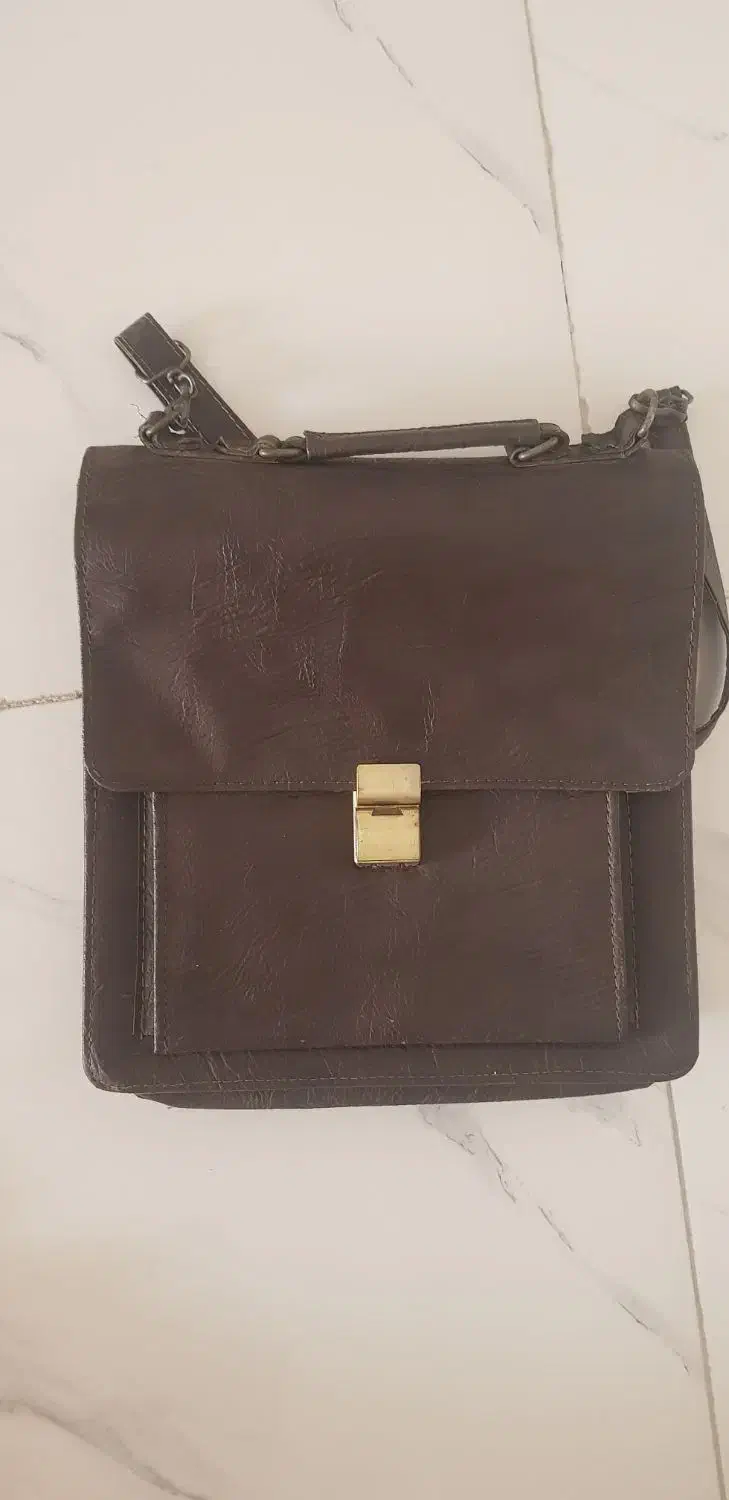 کیف|کیف، کفش، کمربند|بروجرد, |دیوار