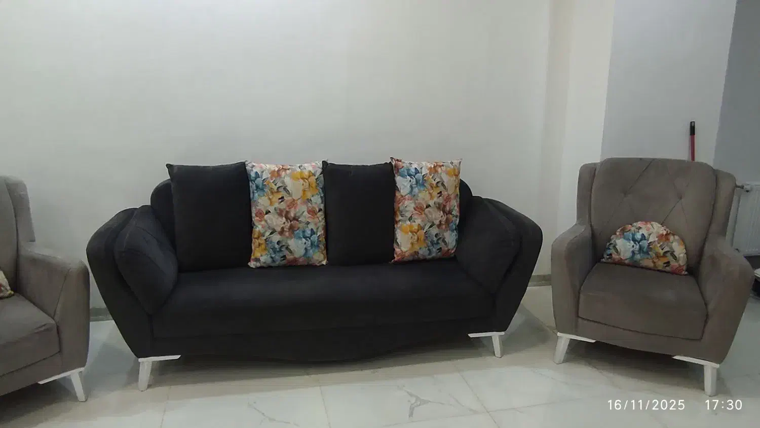 مبلمان هفت نفره|مبلمان خانگی و میز عسلی|ایلام, |دیوار