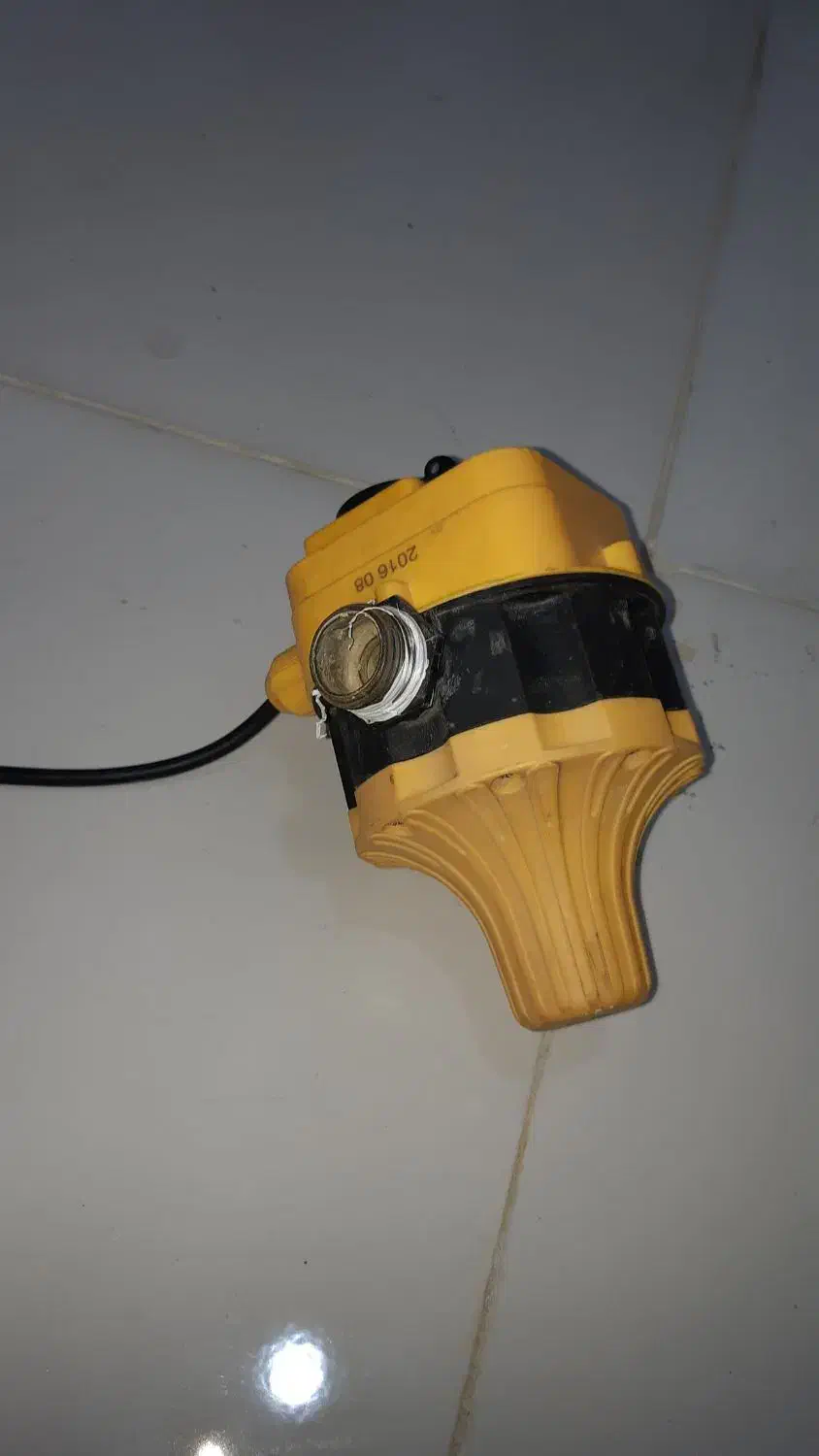 اوتوماتیک پمپ آب درحدنو یک سرکارمیکن وآچار|آبگرمکن، پکیج، شوفاژ|کارون, |دیوار