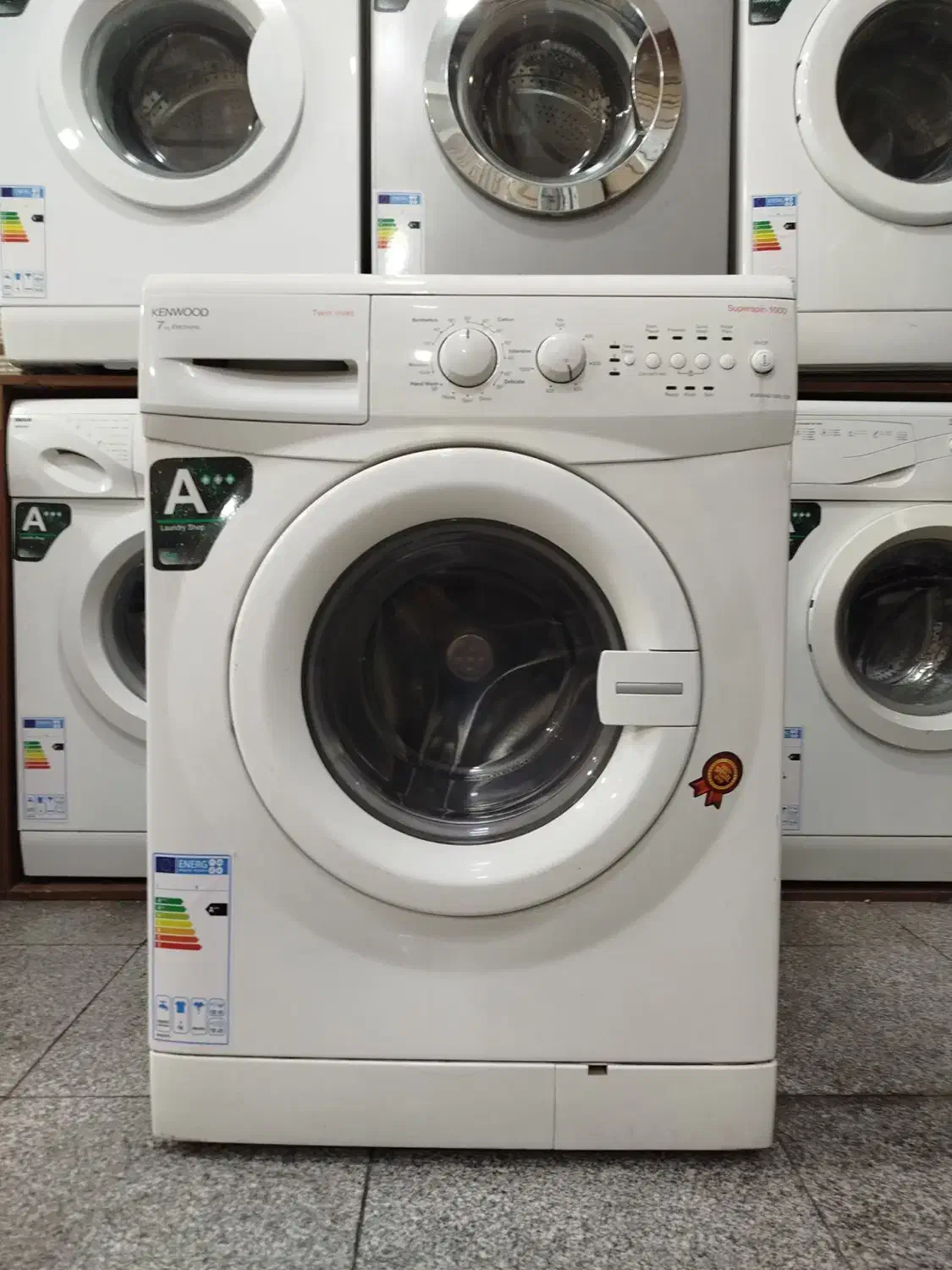 ماشین لباسشویی کنوود ۷کیلو|ماشین لباسشویی و خشک‌کن لباس|تهران, دکتر هوشیار|دیوار