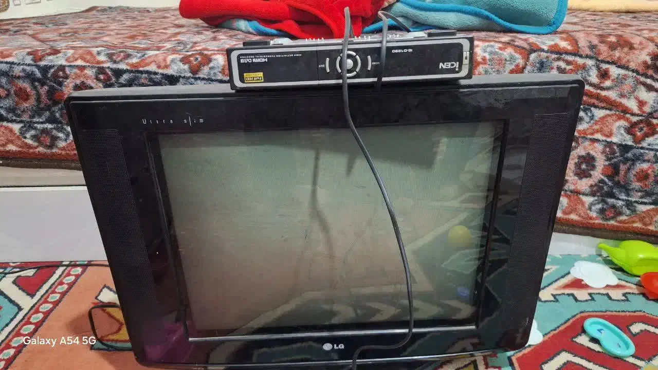 تلویزیون ۲۴ انج با دیجیتال|تلویزیون و پروژکتور|یاسوج, |دیوار