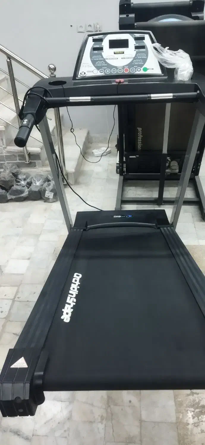 تردمیل تایوانی شیب برقی تحمل وزن ۱۲۰ کیلو|تجهیزات ورزشی|نیشابور, شریعتی|دیوار