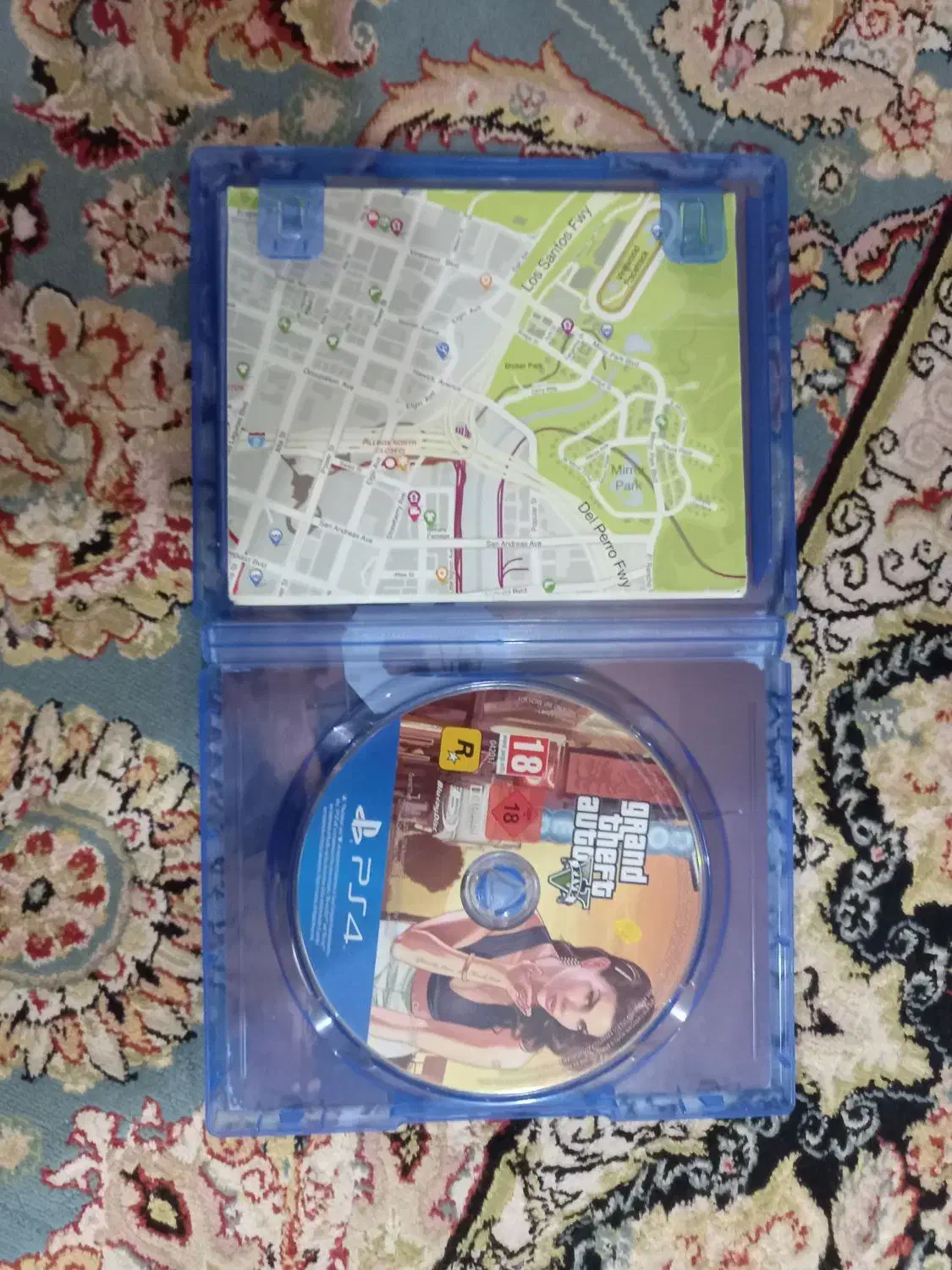 دیسک جی تی ای وی با نقشه و چندتا بازی دیگه|کنسول، بازی ویدئویی و آنلاین|بانه, |دیوار