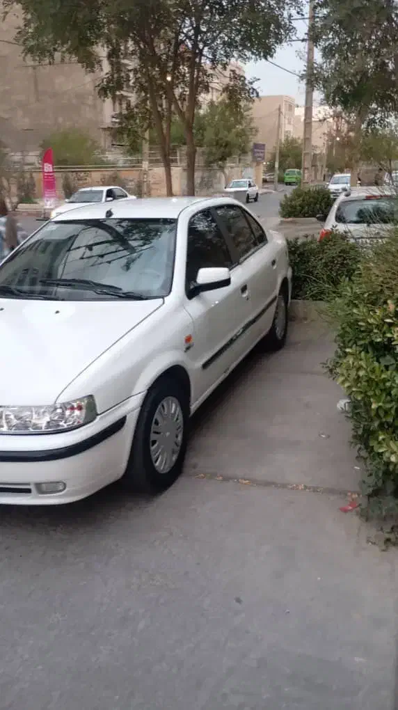 سمند ef7 سفید مدل ۹۴ معاوضه با خودروی تصادفی چپی|خودرو سواری و وانت|کرج, ترمینال کلانتری|دیوار