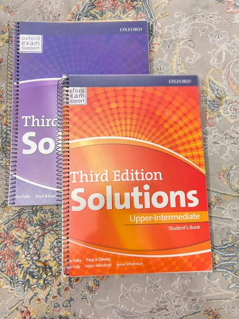 کتاب solutions|کتاب و مجله آموزشی|شیراز, هفت تنان|دیوار