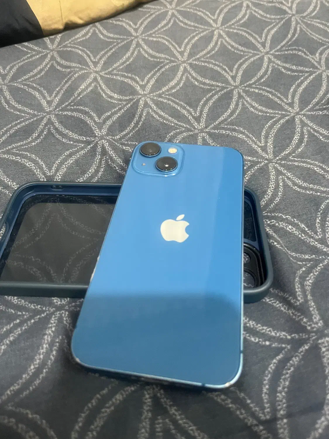 ایفون ۱۳|موبایل|قم, نیروگاه|دیوار