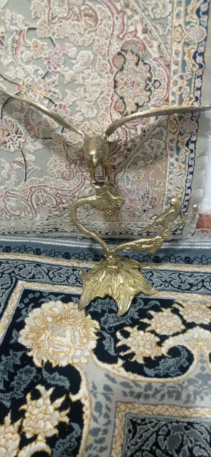 گلدان برنجی|مجسمه، تندیس، ماکت|قروه, |دیوار