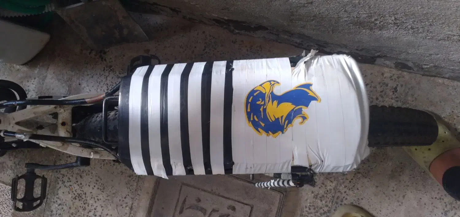 دوچرخه|دوچرخه، اسکیت، اسکوتر|اقبالیه, |دیوار