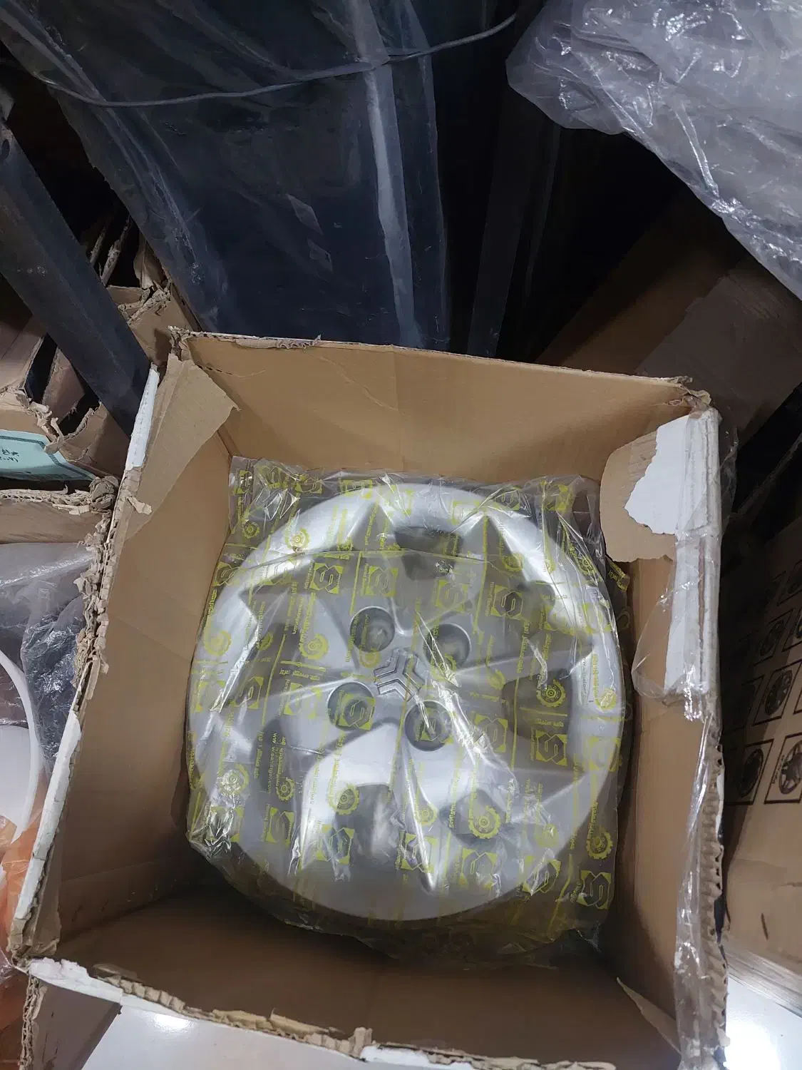 بدنه سپر درب موتور گلگیر چراغ پراید پژو کوئیک|قطعات یدکی و لوازم جانبی|مشکین‌دشت, |دیوار