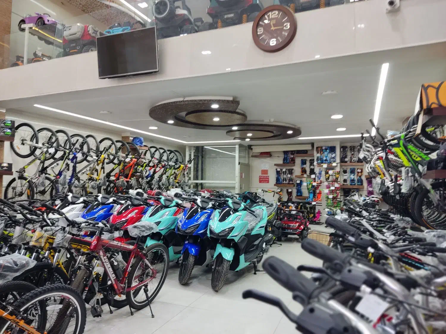 دوچرخه مقاوم و سبک جنس آلومینیوم//|دوچرخه، اسکیت، اسکوتر|اصفهان, شهرک ولیعصر|دیوار