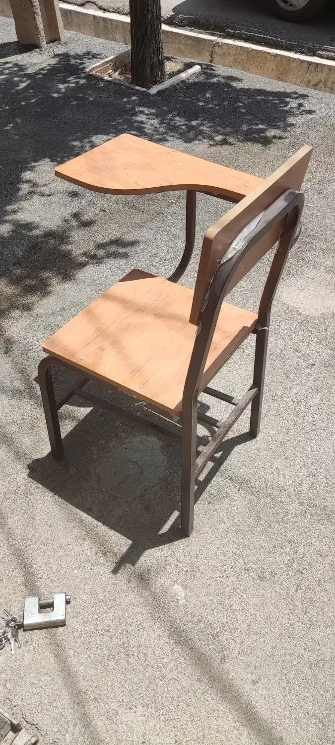 صندلی دانشجویی|صندلی و نیمکت|شهرکرد, |دیوار