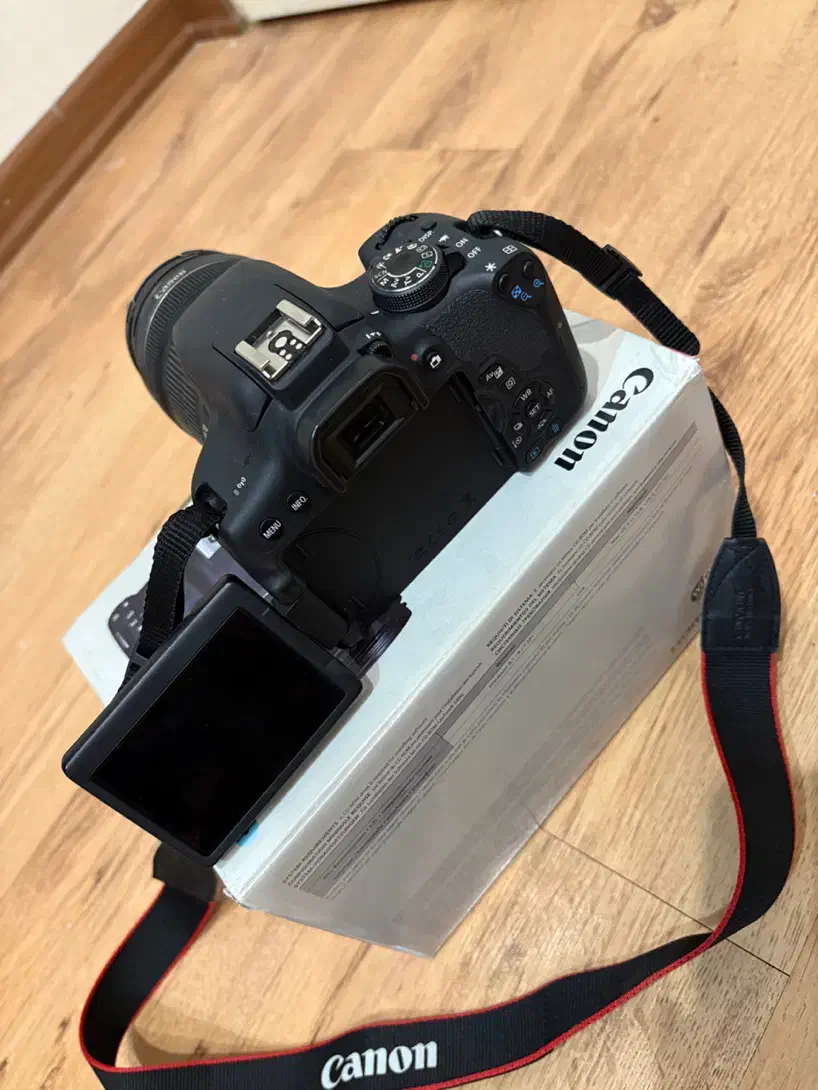 دوربین کنون|دوربین عکاسی و فیلم‌برداری|تهران, طرشت|دیوار