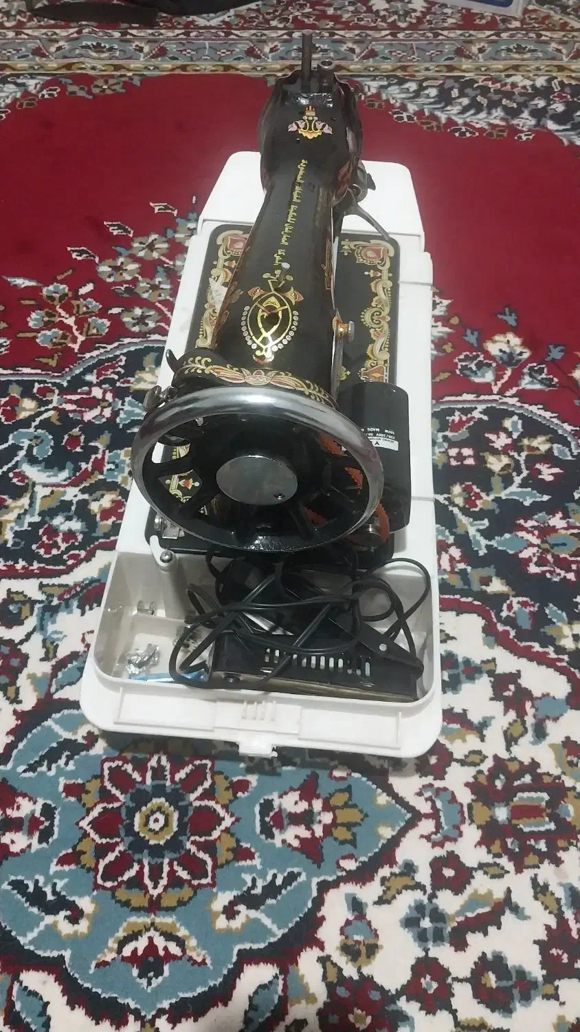 800000|چرخ خیاطی و ریسندگی|خرم‌آباد, |دیوار