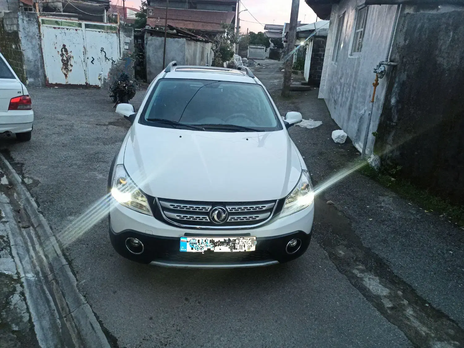 اچ سی کراس مدل ۹۶|خودرو سواری و وانت|رشت, سعدی (تختی)|دیوار