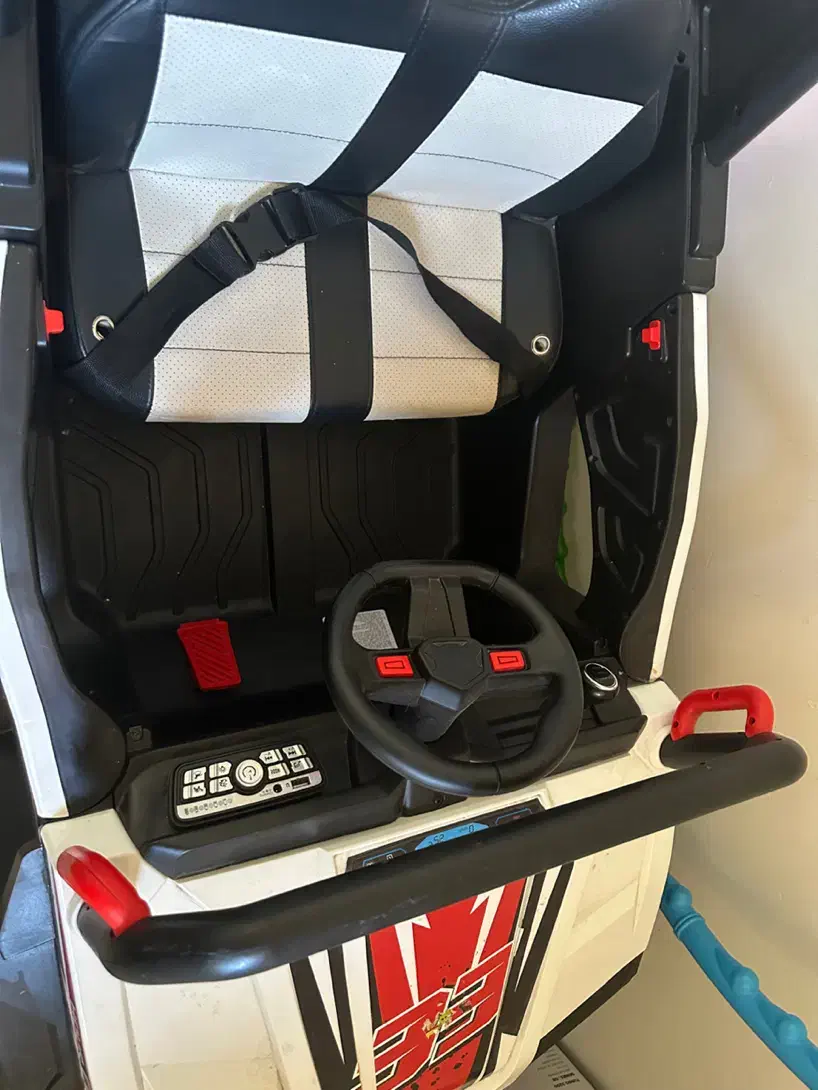 ماشین شارژی|اسباببازی بچه|بندرعباس, |دیوار