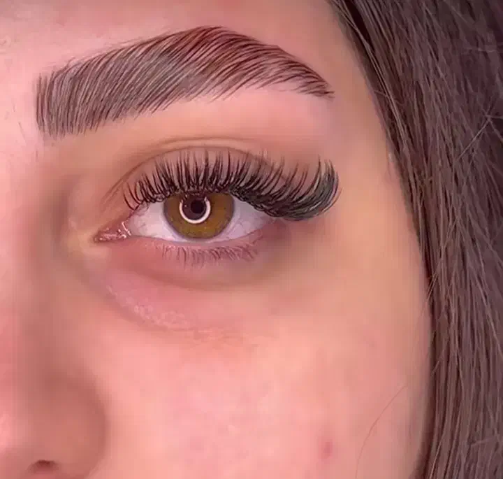 اکستنشن مژه 580 لیفت 400|خدمات آرایشگری و زیبایی|کرمان, |دیوار