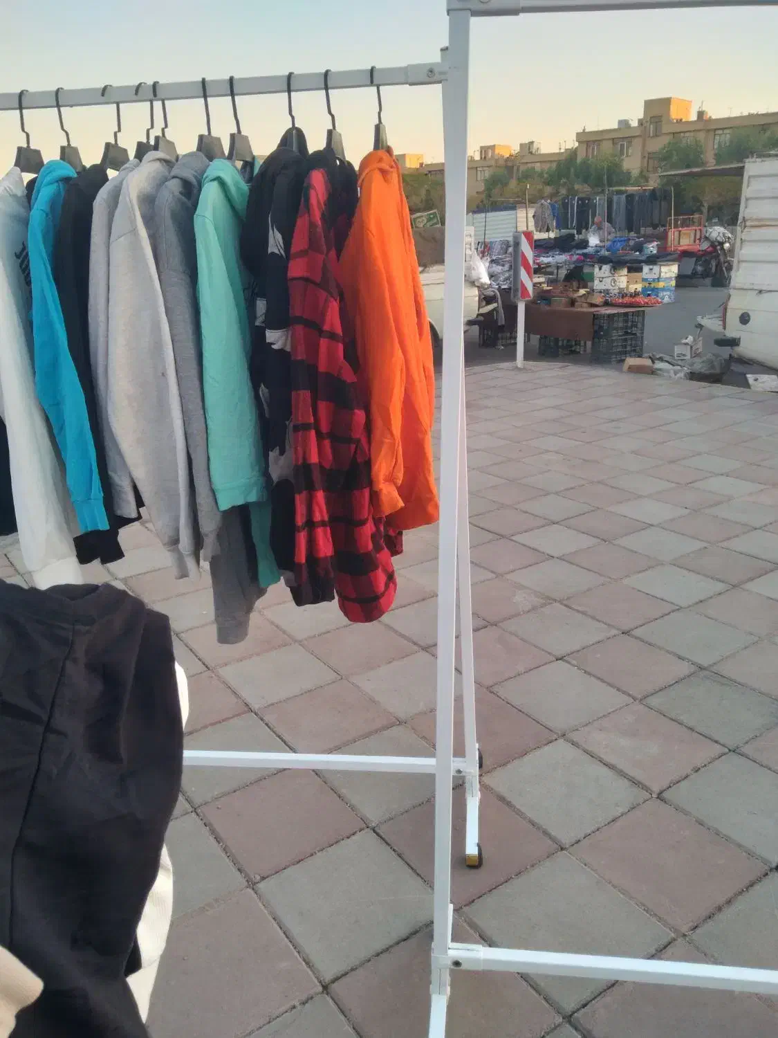 رگال لباس|بندرخت و رخت‌آویز|ساوه, |دیوار