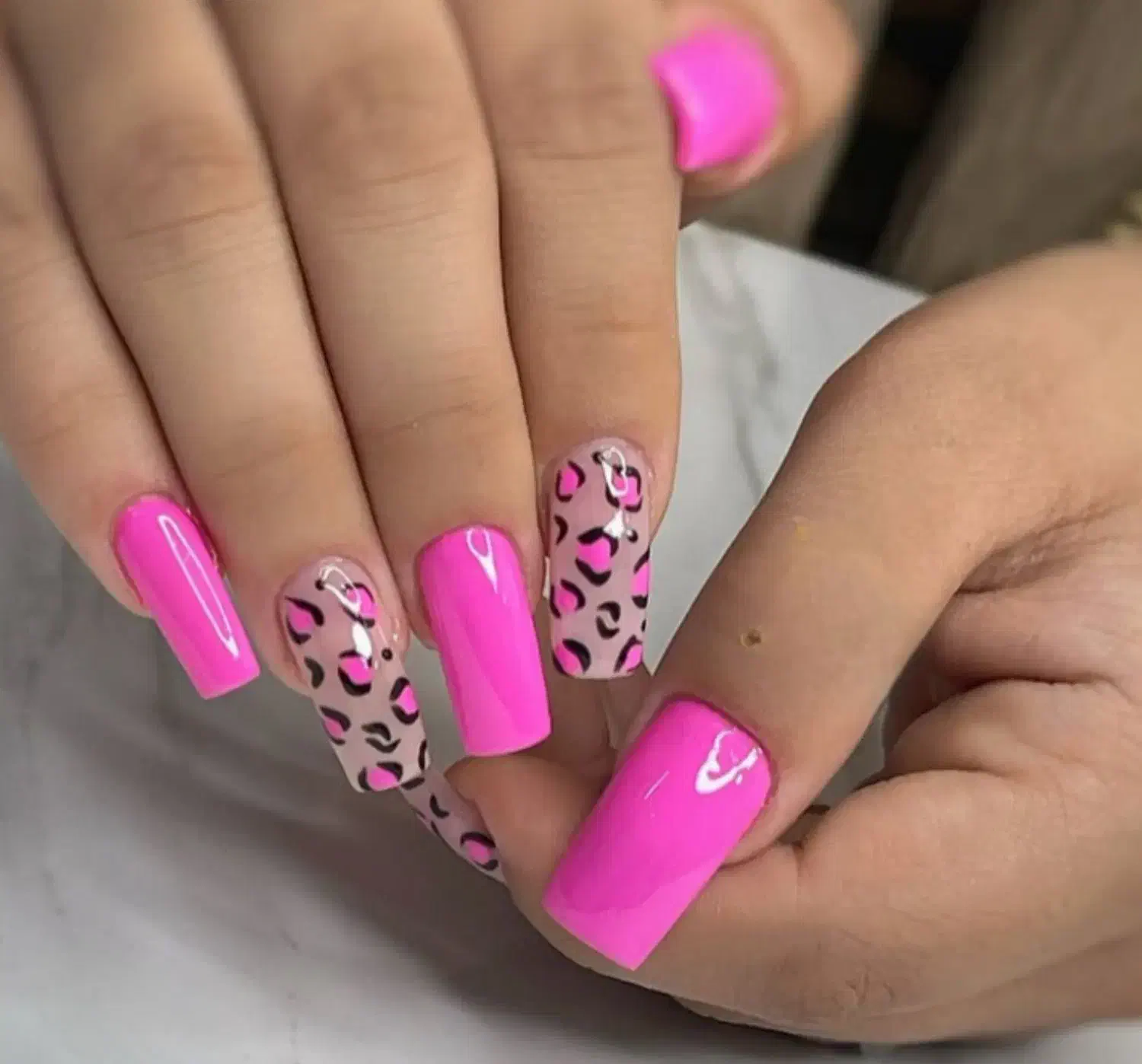 کاشت ناخن|خدمات آرایشگری و زیبایی|مشهد, ایثار|دیوار