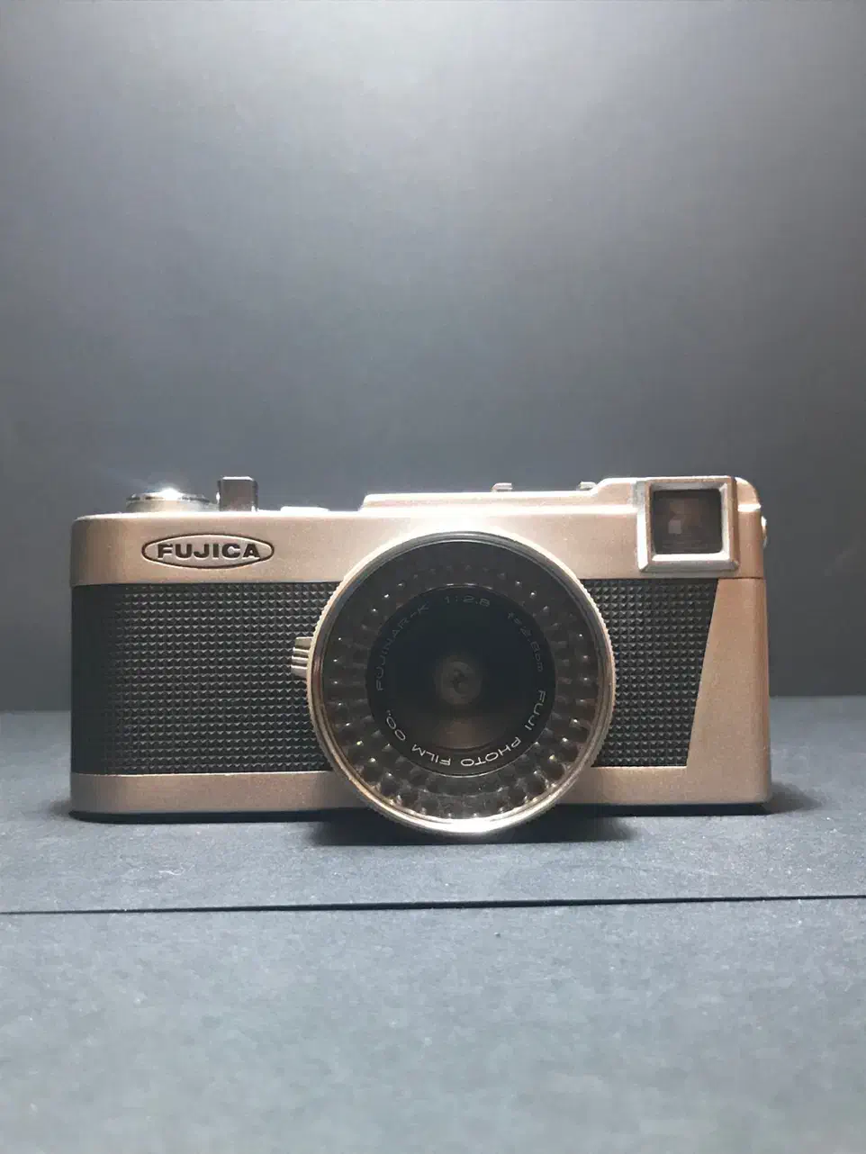 دوربین کلکسیونی فوجیکا|کلکسیون اشیاء عتیقه|تهران, دربند|دیوار