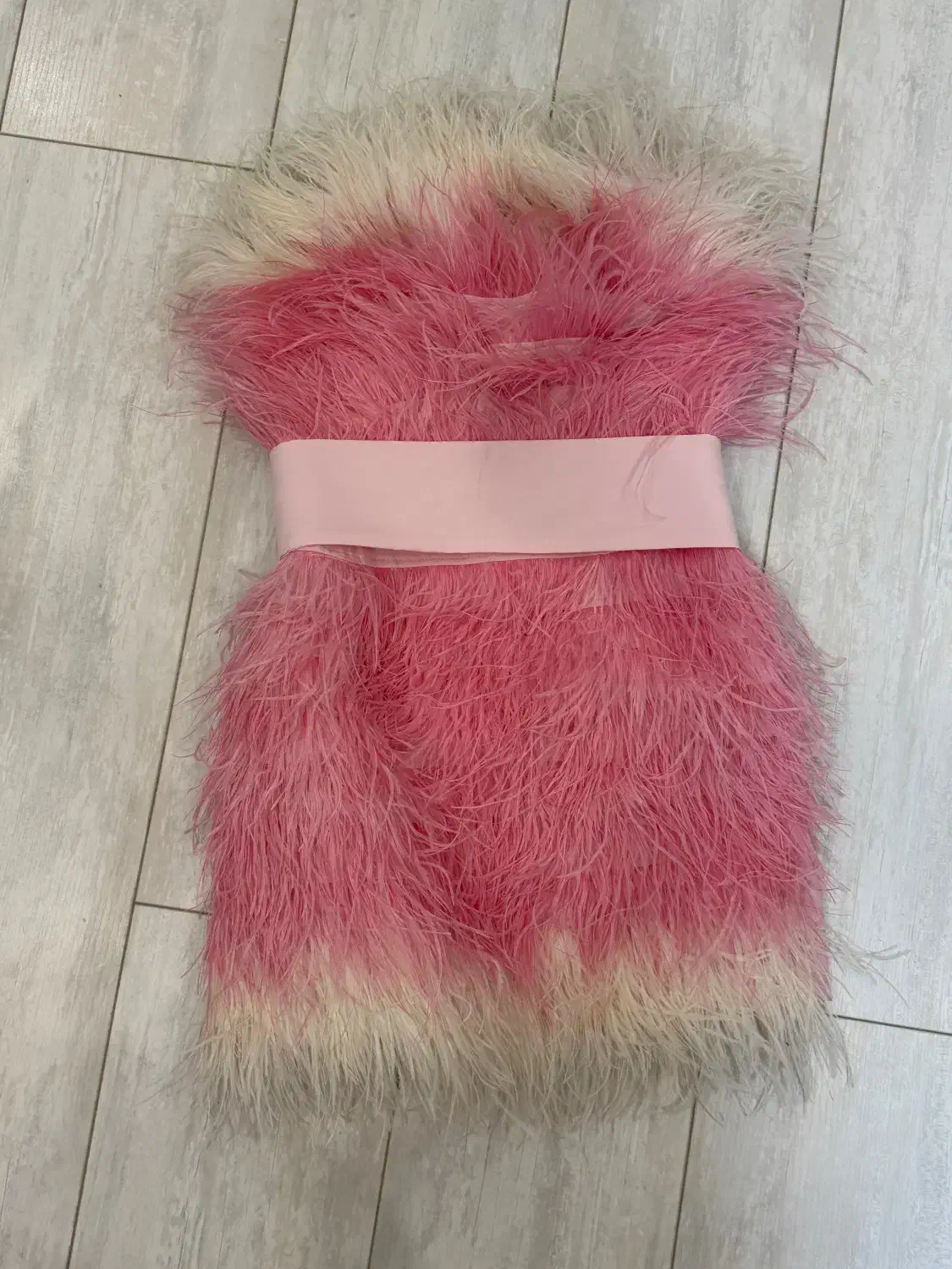 لباس|لباس|رشت, بلوار گیلان|دیوار