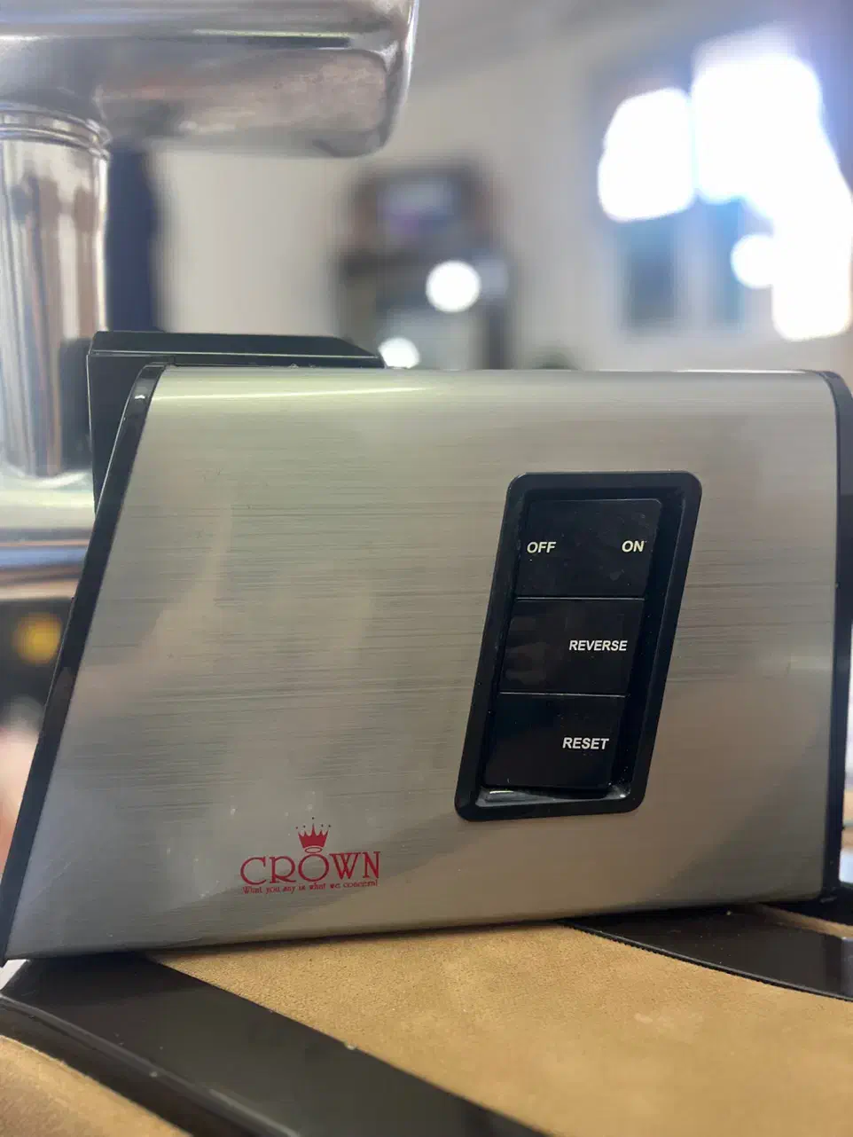 چرخ گوشت مدل کرون|خردکن، آسیاب، غذاساز|سبزوار, قصبه اب یمین|دیوار