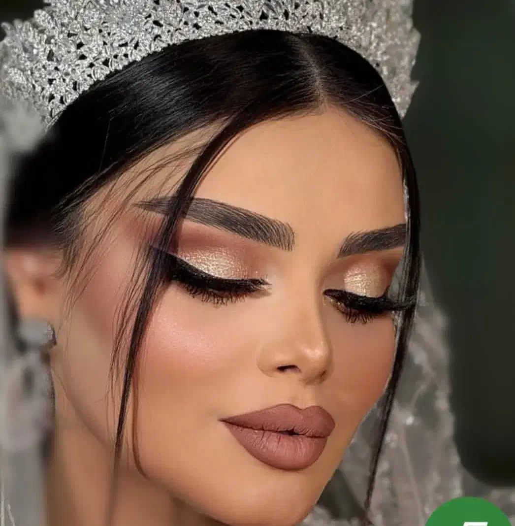 انجام کار میکاپ|خدمات آرایشگری و زیبایی|شاهین‌شهر, مخابرات (شهید بهشتی)|دیوار