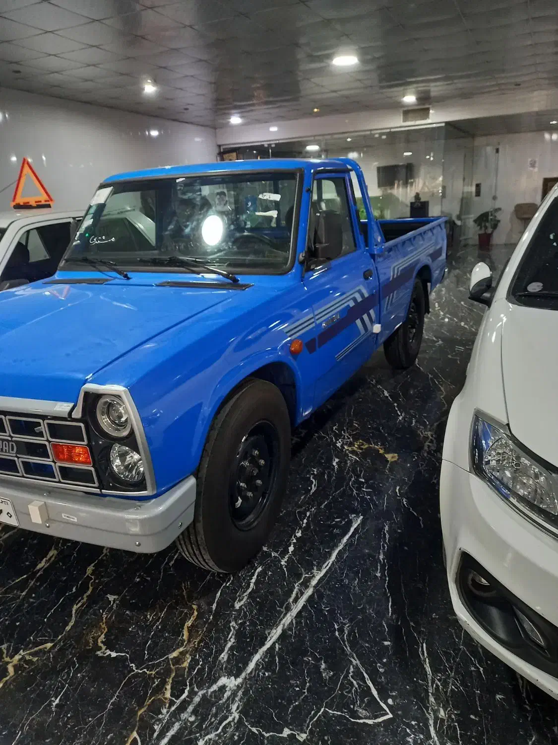 نیسان تک|خودرو سواری و وانت|خمینیشهر, |دیوار