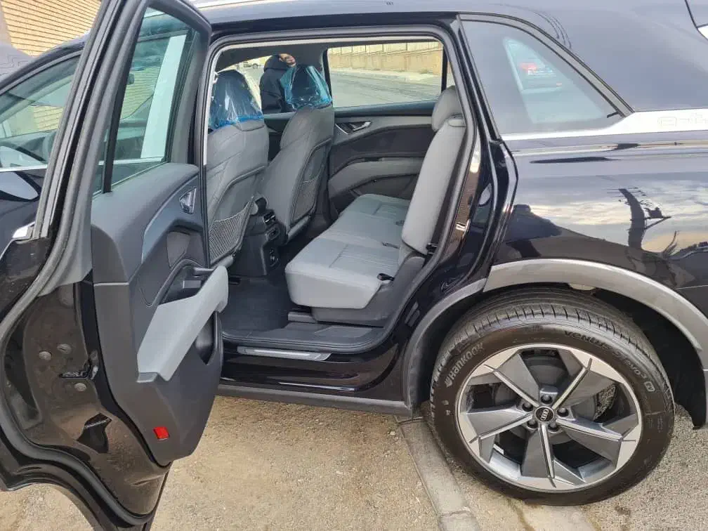 آئودی Q5 2024 تیپ ۳ سیلور پکیج خشک|خودرو سواری و وانت|تهران, محمودیه|دیوار