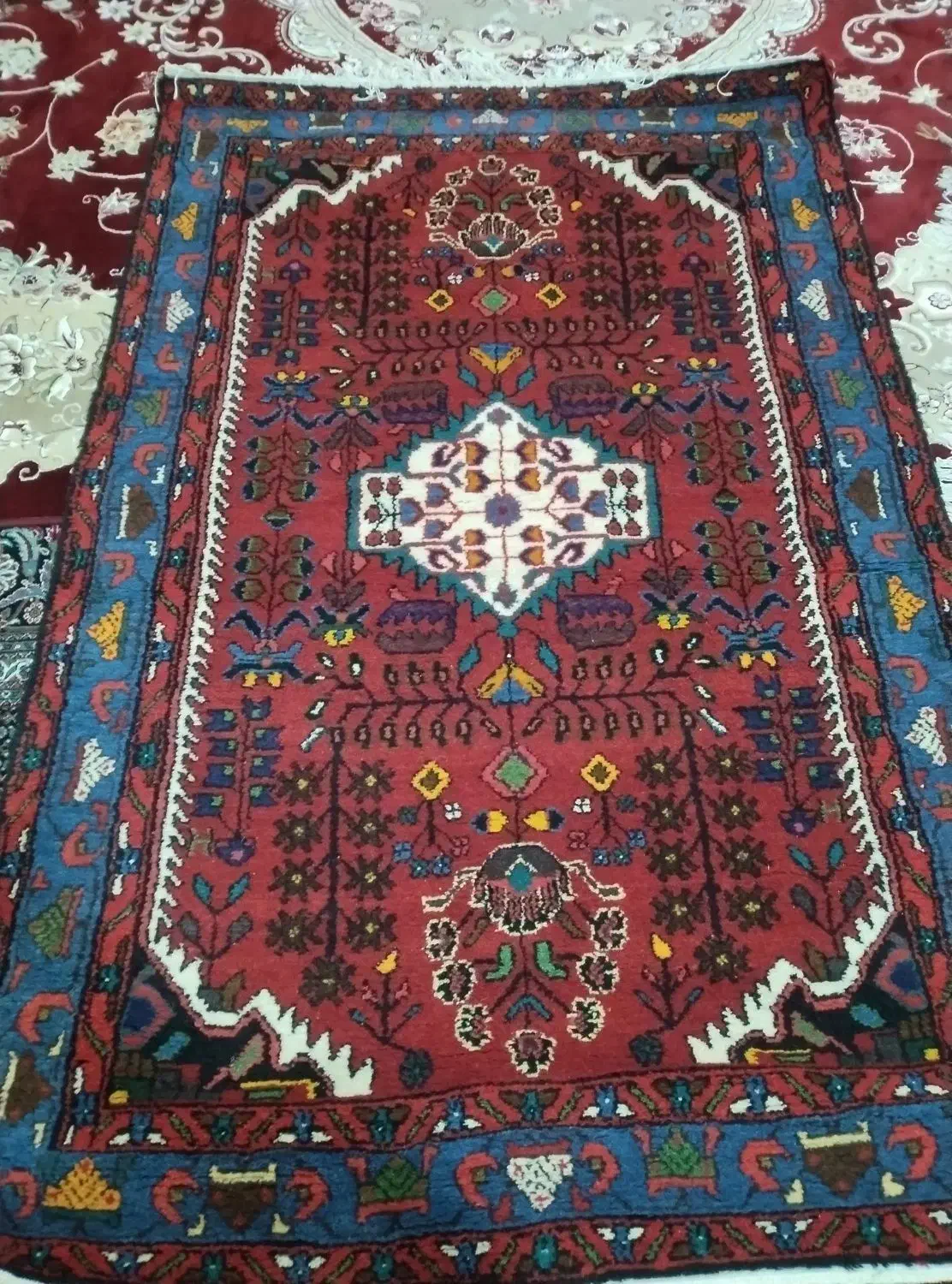 قالی دستباف|فرش|اشترینان, |دیوار