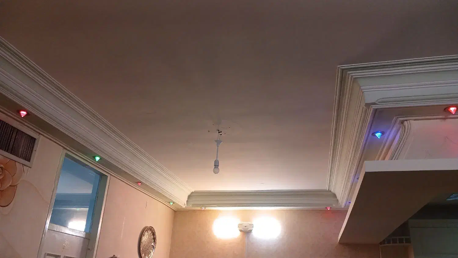 لامپ|لامپ و چراغ|شیروان (لرستان), |دیوار