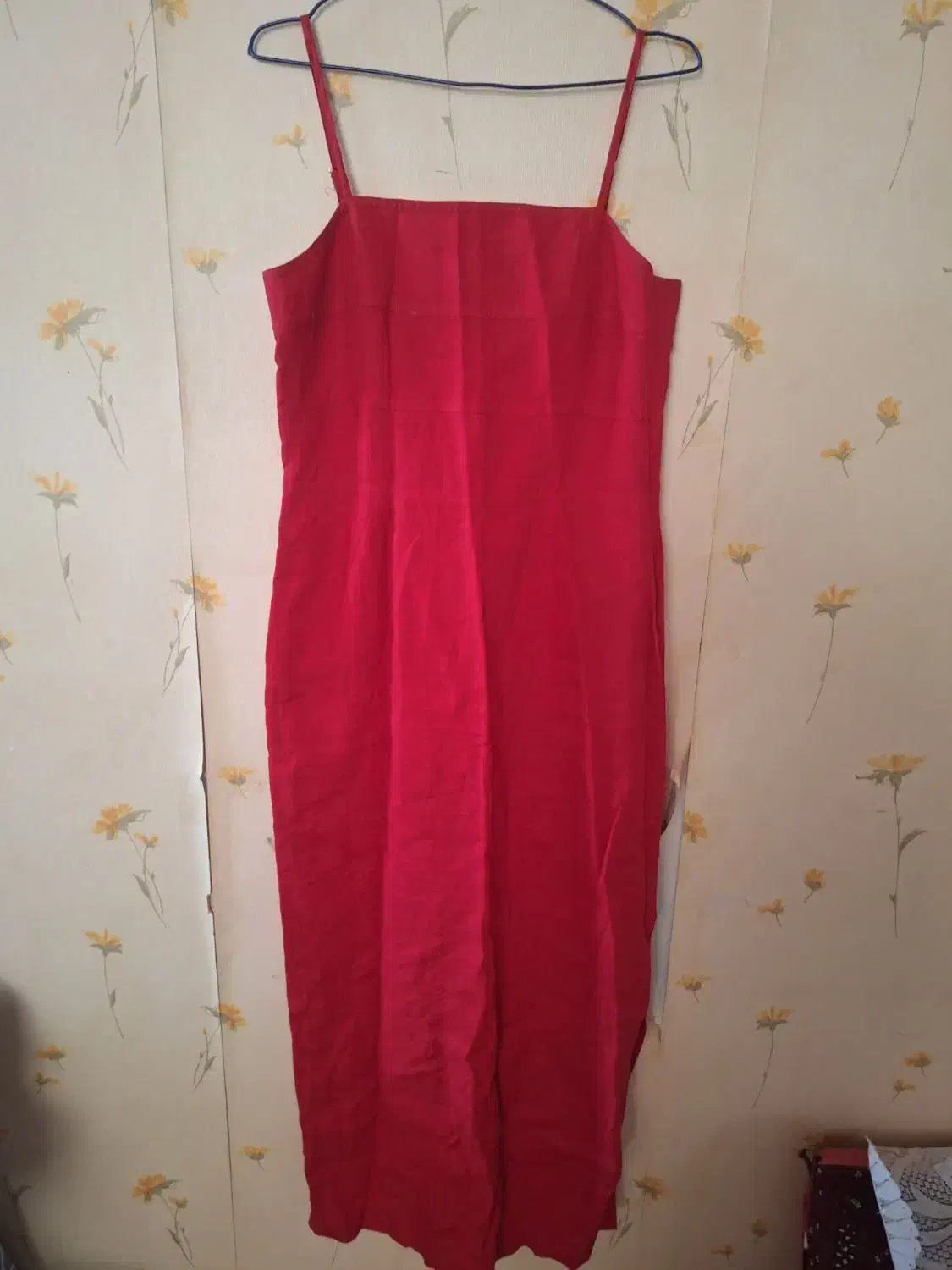 لباس مجلسی قرمز رنگ|لباس|شیراز, اصلاحنژاد|دیوار