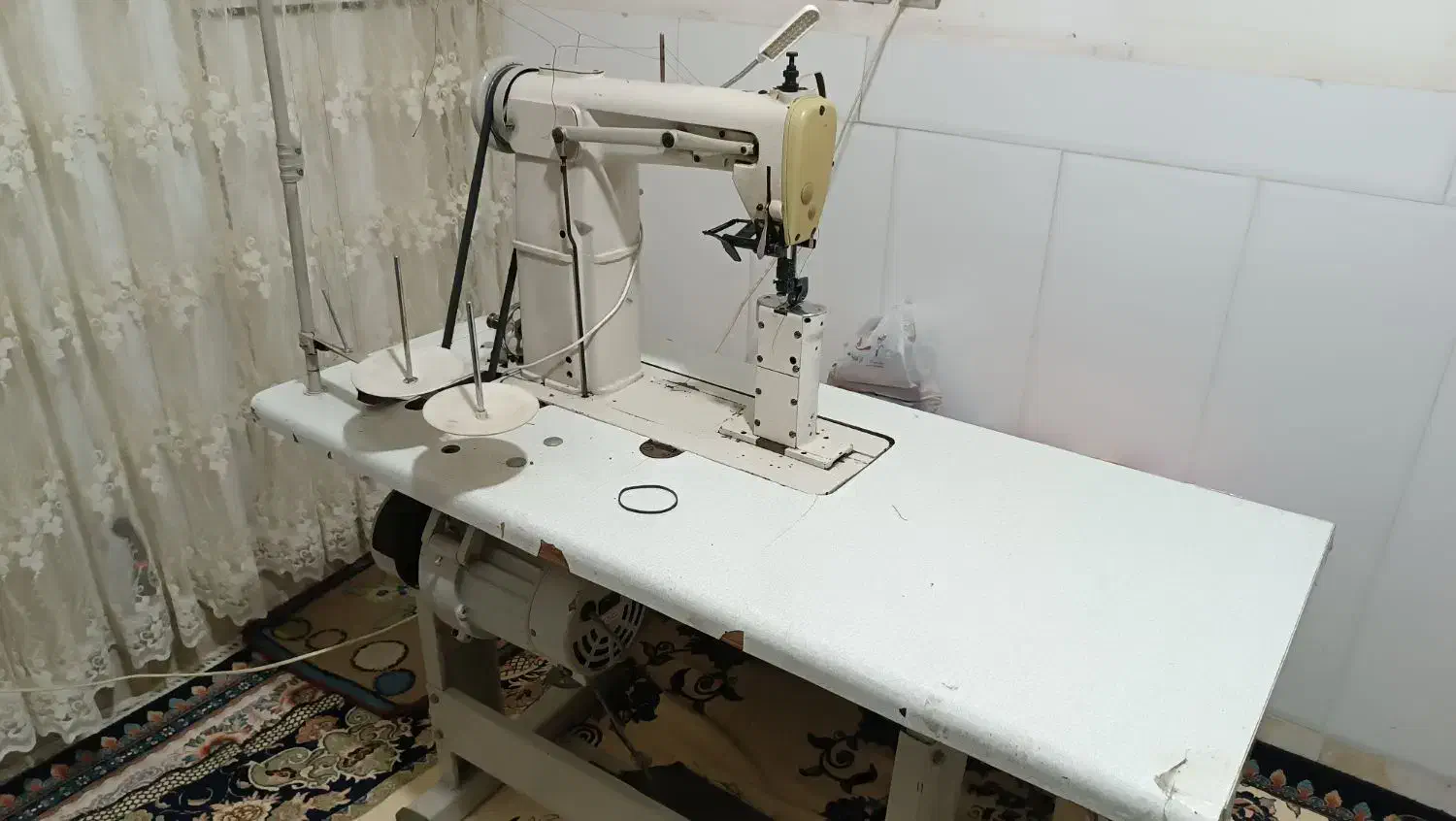 چرخ خیاطی دو سوزنه|چرخ خیاطی و ریسندگی|قم, شهر قائم|دیوار