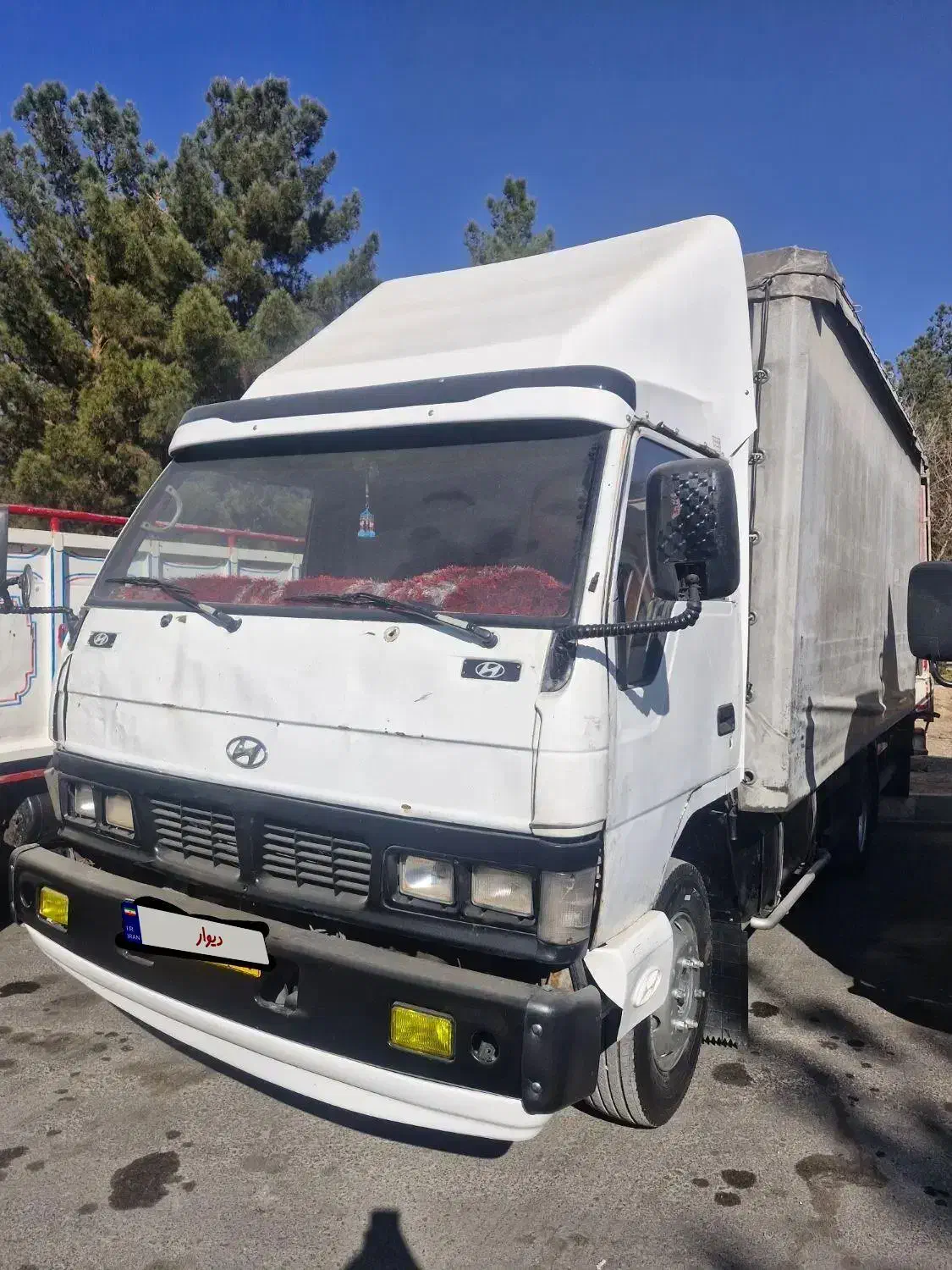 هیوندا ۸۲ مسقف ایسوزو ۸۹ ۸تن یخچالی(شاسی)|خودرو سنگین|اصفهان, شهرک صنعتی امیرکبیر (شاپور جدید)|دیوار