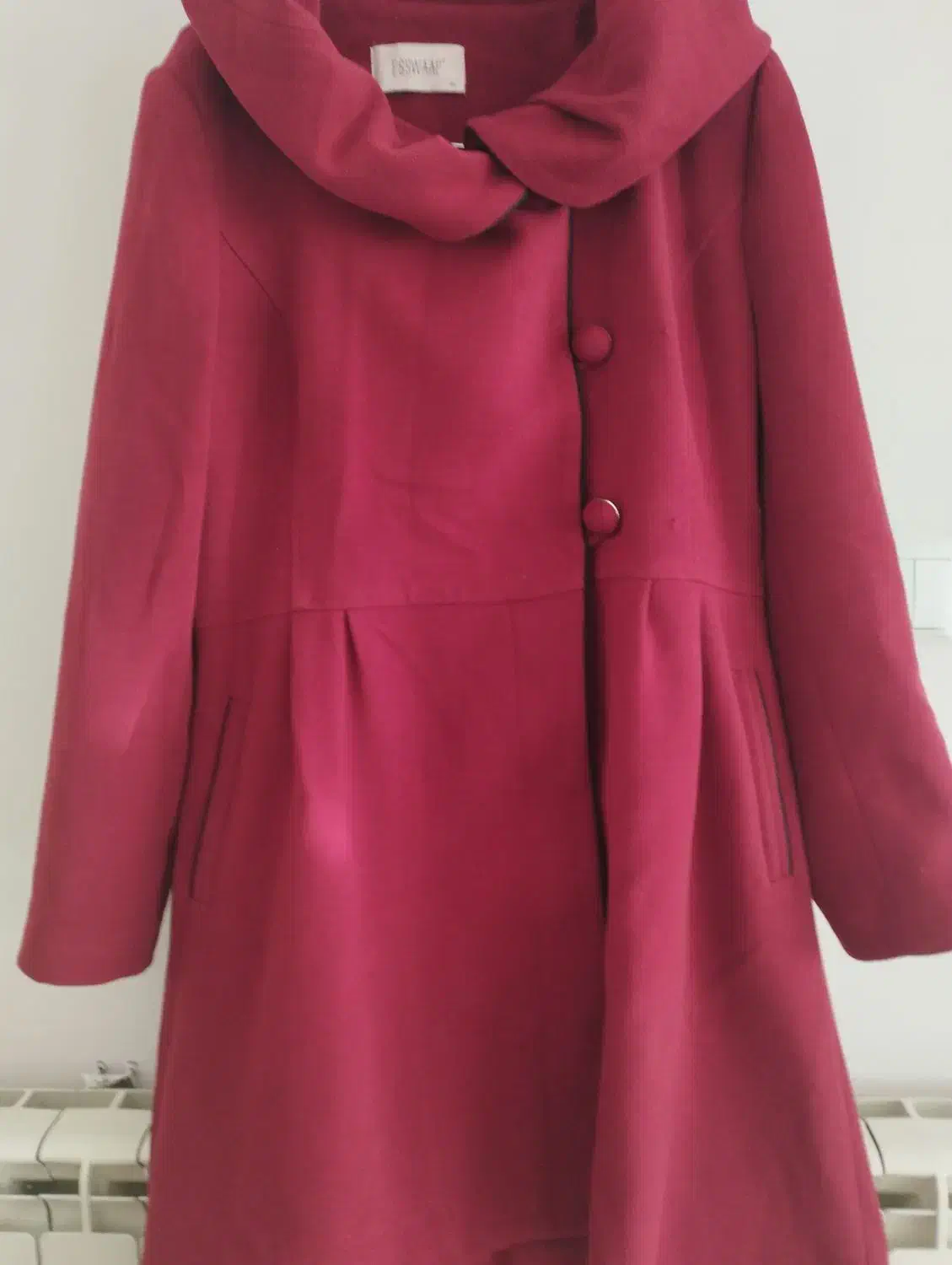 پالتو|لباس|زنجان, |دیوار